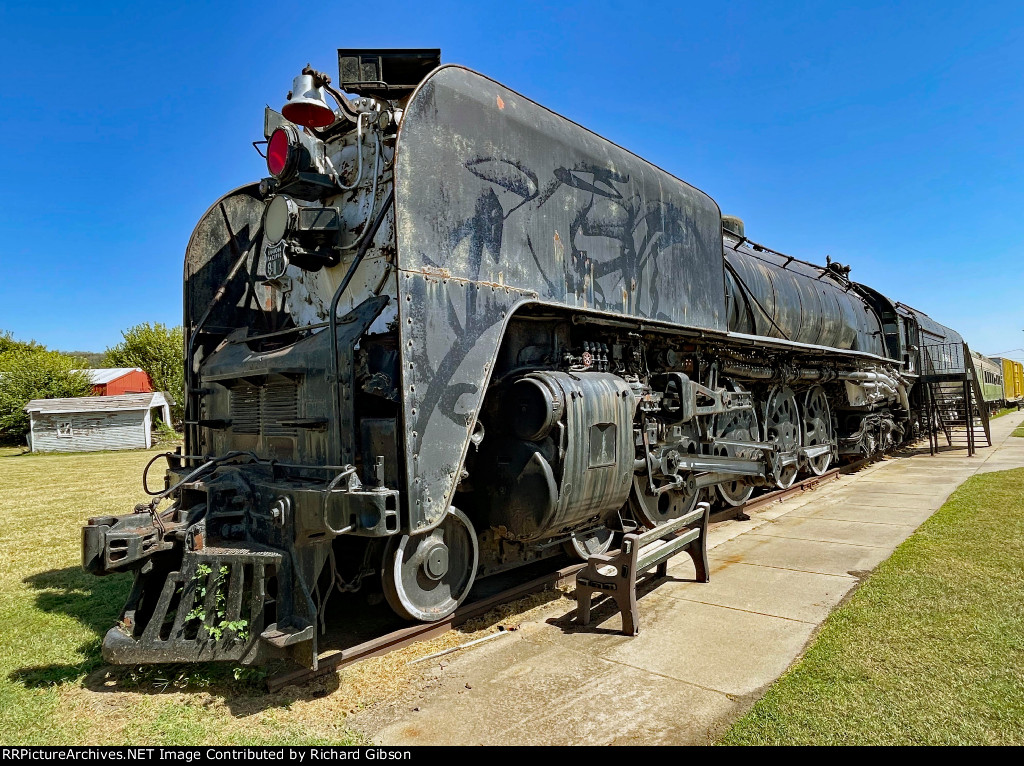 UP 814 Steam Locomotive (4-8-4)